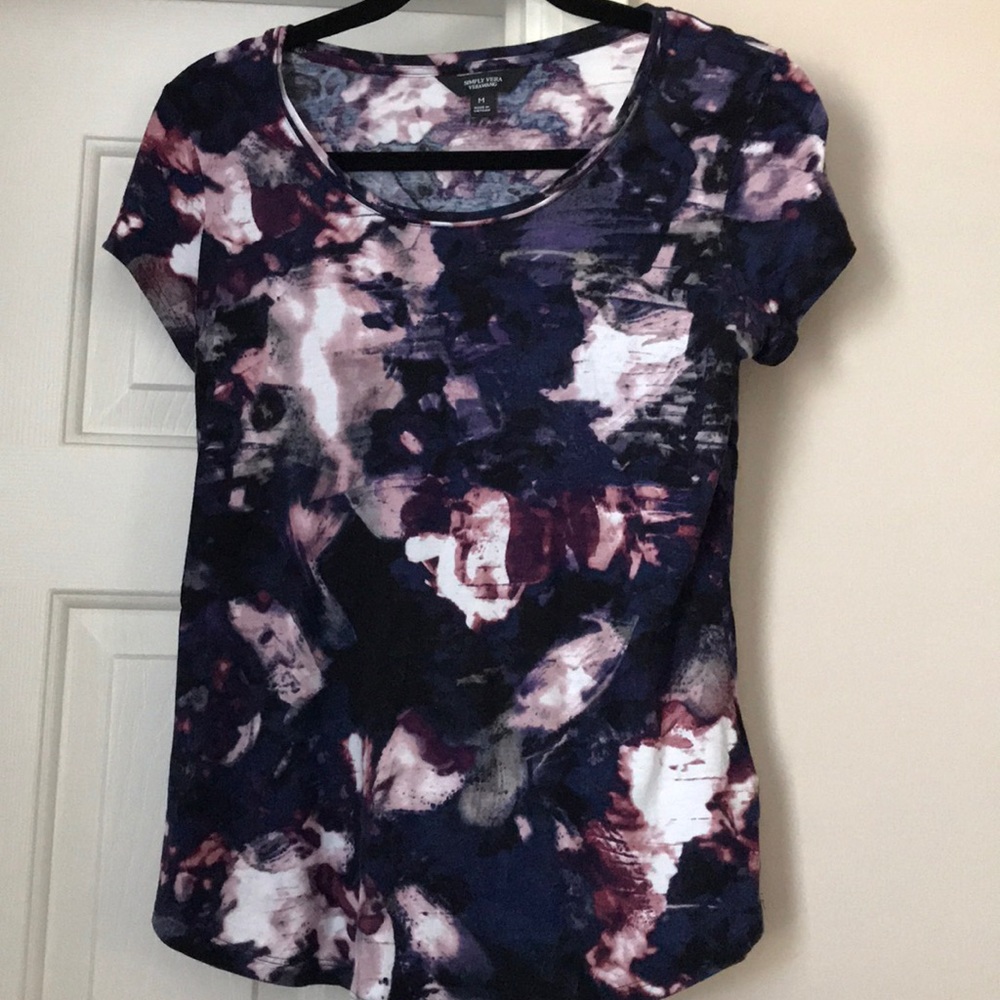 Great condition dressy tee